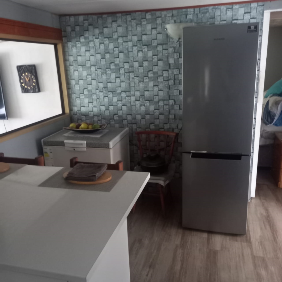 2 Bedroom Property for Sale in Grootbrakhoogte Western Cape